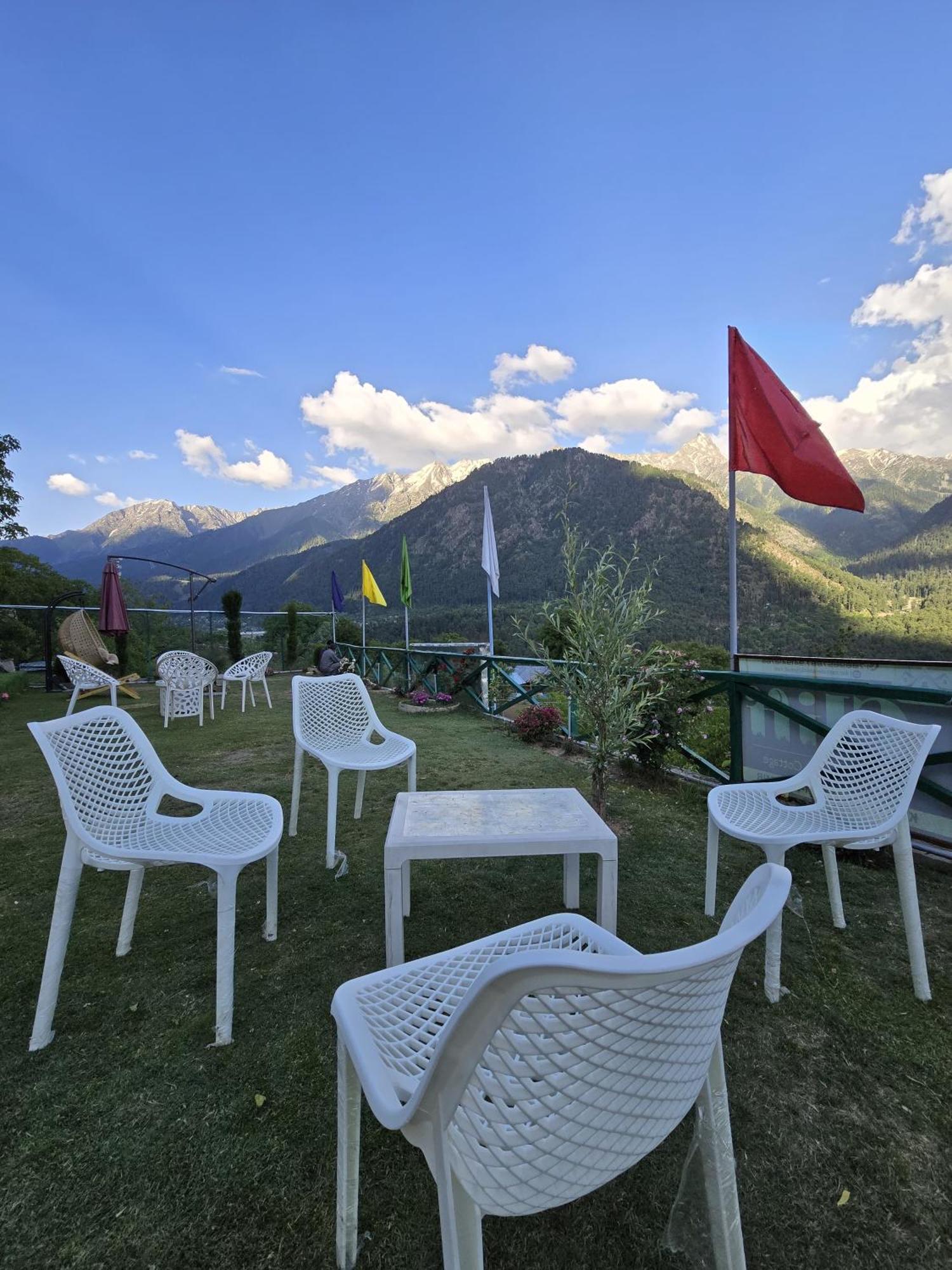 Cliff Cottage Pahalgam, Kashmir Batakut エクステリア 写真