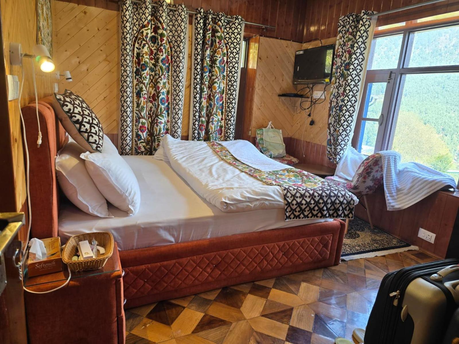 Cliff Cottage Pahalgam, Kashmir Batakut エクステリア 写真