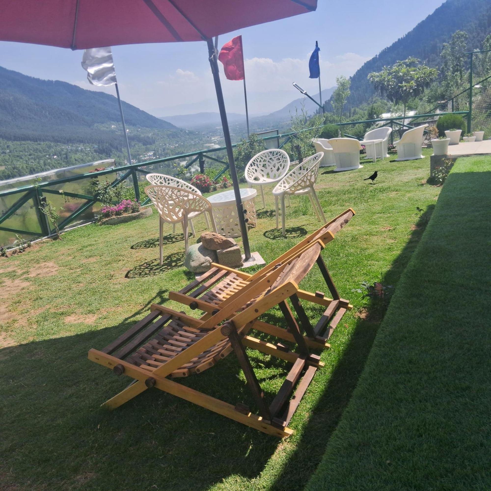 Cliff Cottage Pahalgam, Kashmir Batakut エクステリア 写真