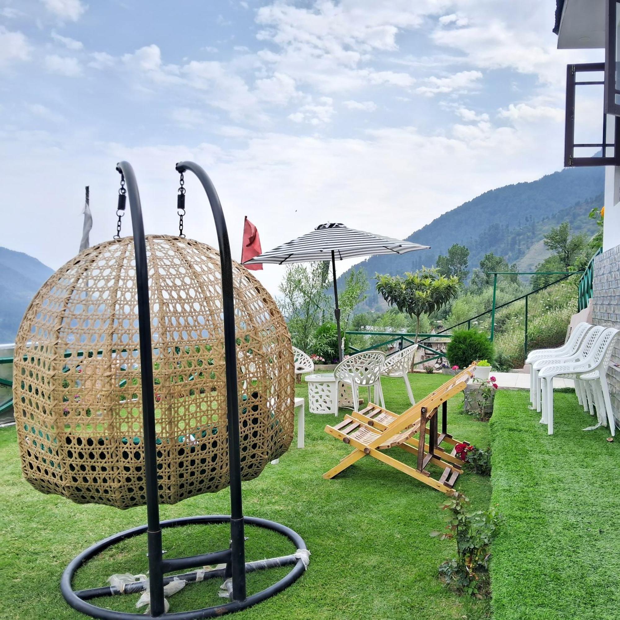 Cliff Cottage Pahalgam, Kashmir Batakut エクステリア 写真