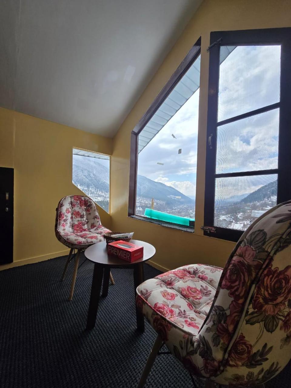 Cliff Cottage Pahalgam, Kashmir Batakut エクステリア 写真